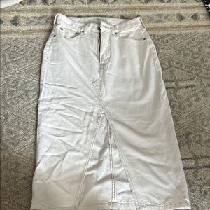 Abercrombie & Fitch Cream Pencil Skirt